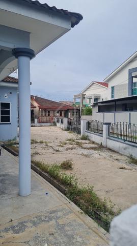 FOR RENT ❤️ Bandar Pengkalan Indah 
Single Storey Corner House 3