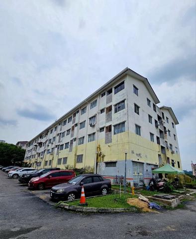 Cemerlang Apartments 1