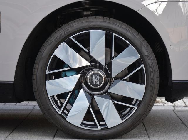 2025 Rolls Royce Cullinan V12 Series II JAPAN SPEC - 3