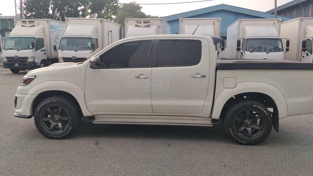 2015 Toyota HILUX 2.5 G VNT MY05 KUN25R UPDATE (A) - 3