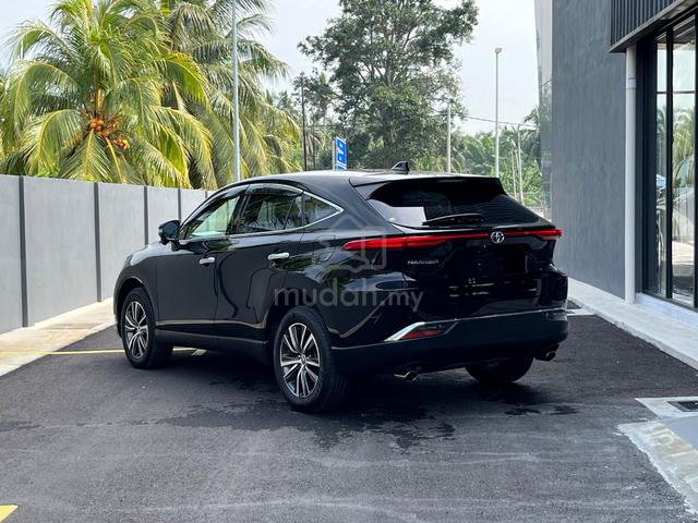 DIM GRADE 4.5 UNREG RECON 2020 Toyota HARRIER 2.0 - 2