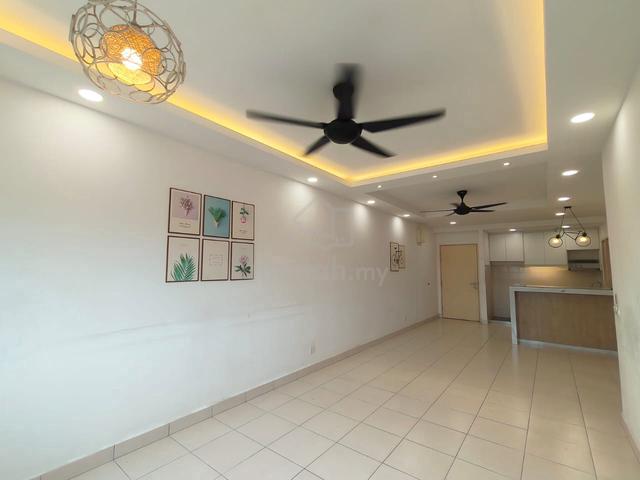 De Bayu Apartment 1