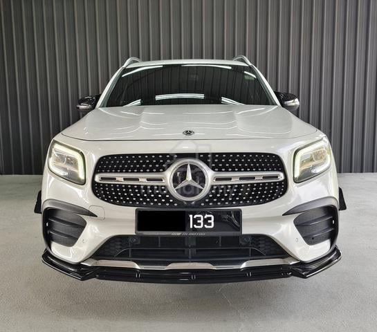 Mercedes Benz GLB250 2.0 4MATIC AMG LINE (A) F/S/R - 2