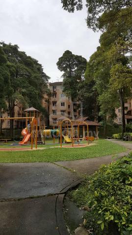 saujana apartment 1