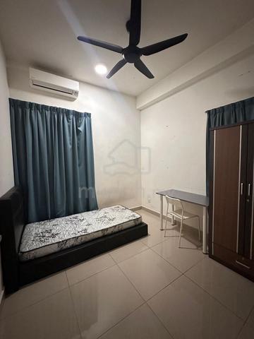 Room For Rent Mutiara Ville Cyberjaya (FEMALE ONLY) 1