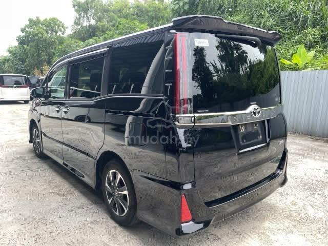 FULLOAN / CASH REBATE KAW / Toyota NOAH 2.0 SI DB3 - 4