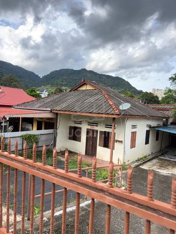 Single Storey Semi-Detached house Air Itam with Wide land area 3418sf 1