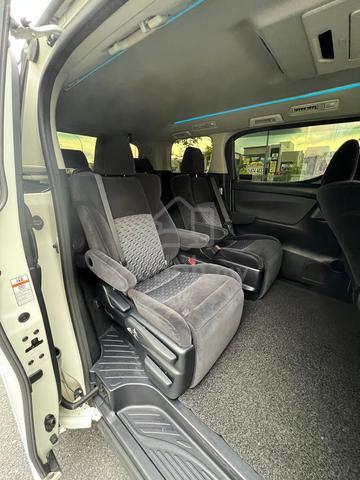Toyota VELLFIRE 2.5 AGH30R (A) - 5