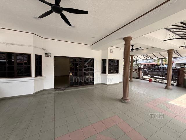 Below Market Telok Panglima Garang 1sty Corner Renovated Extended 1