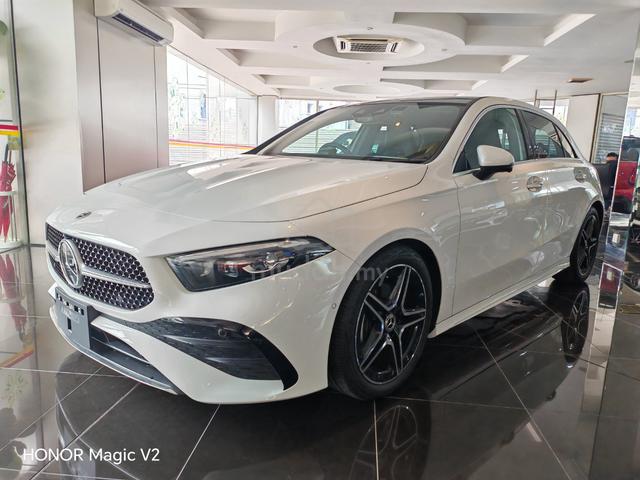2024 Mercedes Benz A180 AMG NEW FACELIFT JPN SPEC - 1