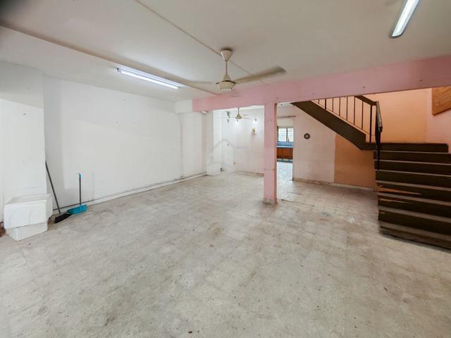 [Paling Murah] Double Storey House, Taman Sri Putra, Banting 2