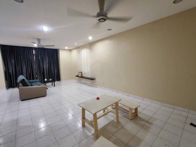 Kulai Bandar Putra / Jalan Cenderawasih / Unblock View/ Near Indahpura 1