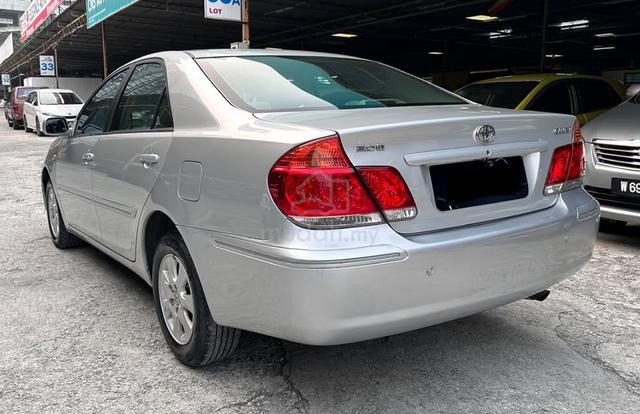 Toyota CAMRY 2.0 E (A) FACELIFT 1 OWNER - 3