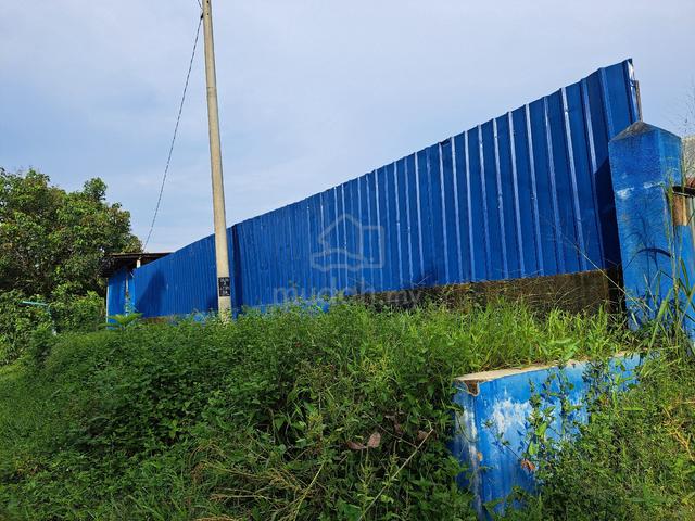 Land in jalan karak,  Batu 3.  [Permanent Grant] Single owner 1