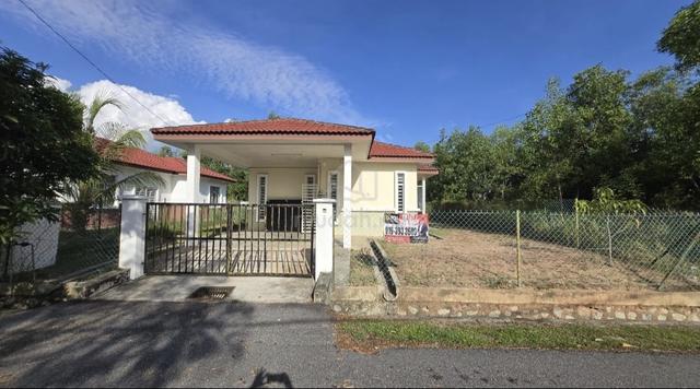 (BUNGLoW HOUSE) BUNGALOW MAHKOTA HILLS 1