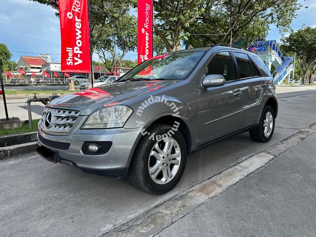 Mercedes Benz ML350 - 1