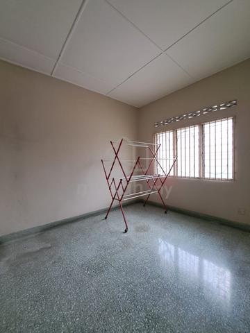 For Sale Single Storey End Lot Taman Eng Ann Klang 1