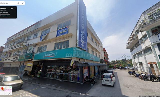 Kuala Kangsar town upper floor corner shop unit for rent 1