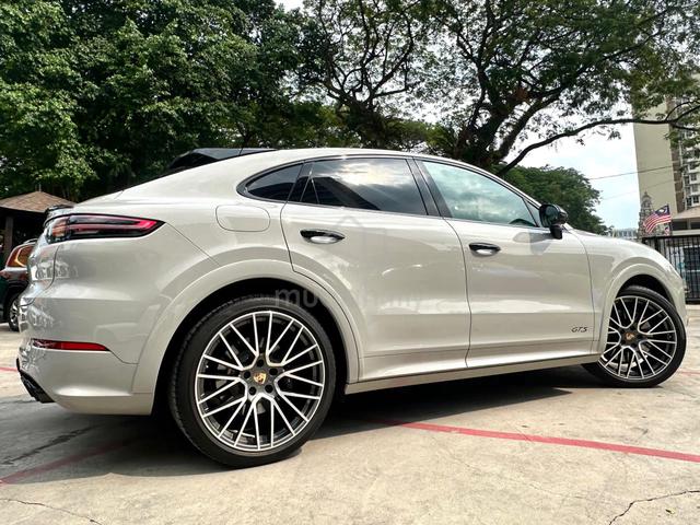 2023 Porsche Cayenne GTS Coupe 4.0 - 2