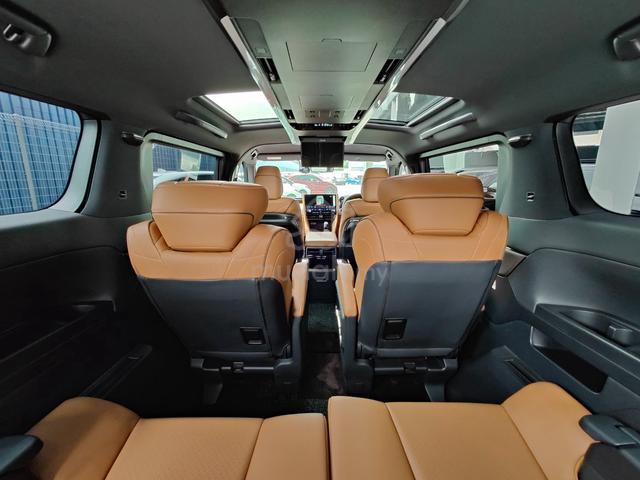 FULL SPEC 2024 Toyota VELLFIRE 2.4 Z PREMIER OFFER - 4