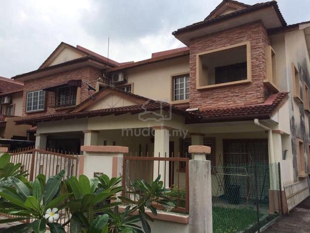 END LOT double Storey Terrace House 1