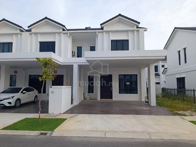 Camdon @ Batu Kawan Semi-Furnished Double-Storey Terrace For Rent 1