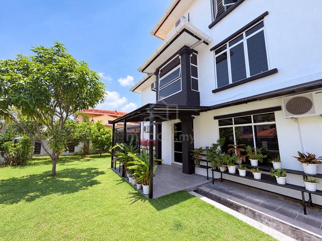 Kingfisher Ujana | Spacious Corner Lot | Extended & Renovated 1