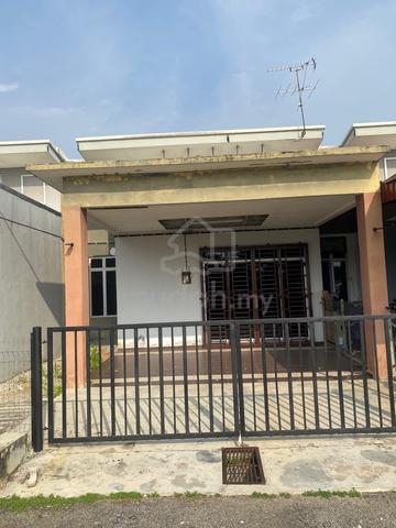 Single Storey Taman Lipat Kajang Perdana Jasin 1