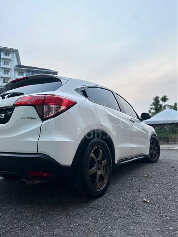 2015 Honda HR-V 1.8 E (A) - 2