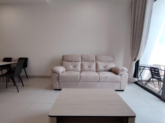 Renna Residence @ The NorthBank 1