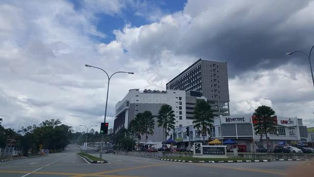 Seremban 3 Pusat Komersial Universit 2 storey Corner Shop for RENT 1