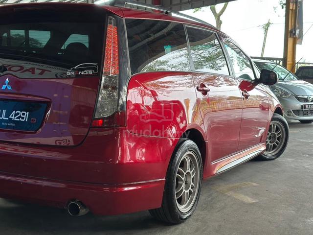 2005 Mitsubishi GRANDIS 2.4 (A) - 4