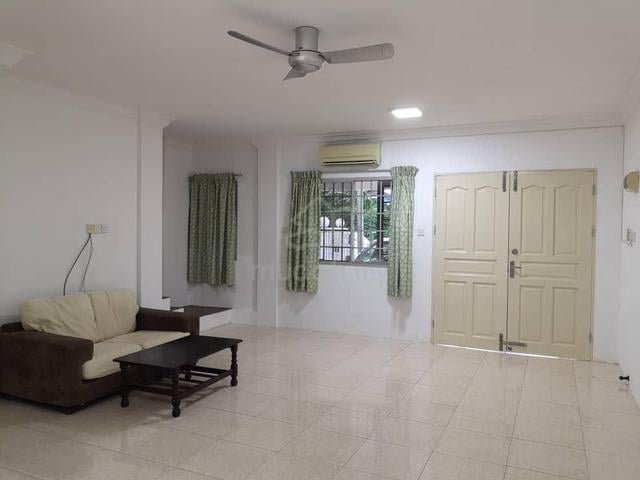 Double storey Terrace at RRR Batu 6 Miri 1