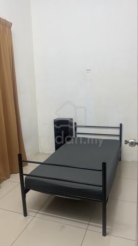 Bilik Sewa Lukut 1