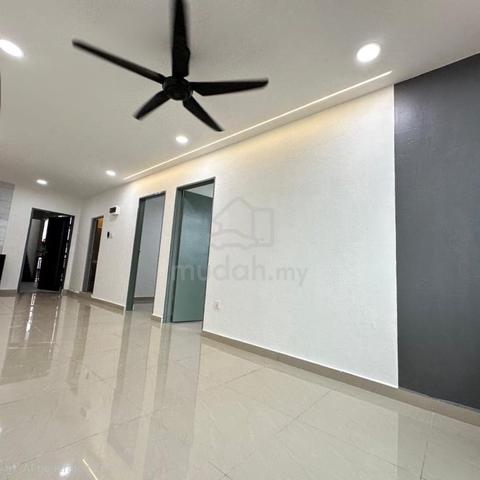 Sri Putri Kulai Shop Apartment 1