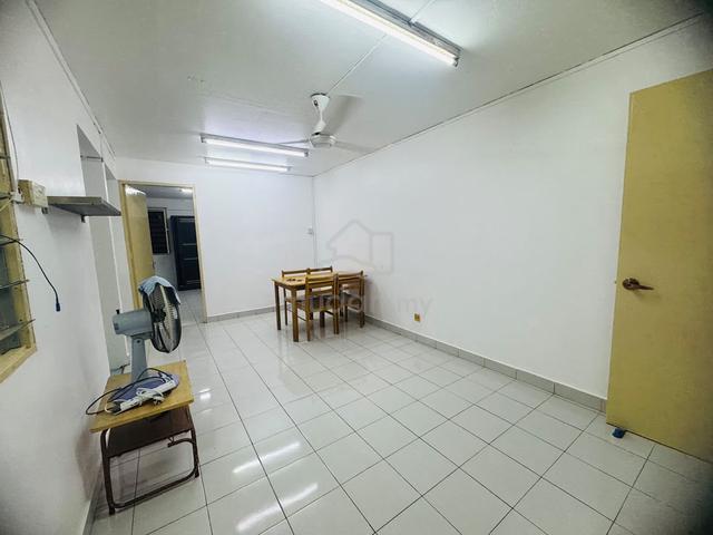 Desa Petaling Flat 1