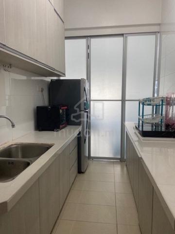 University Place (Plaza Ivory) 1