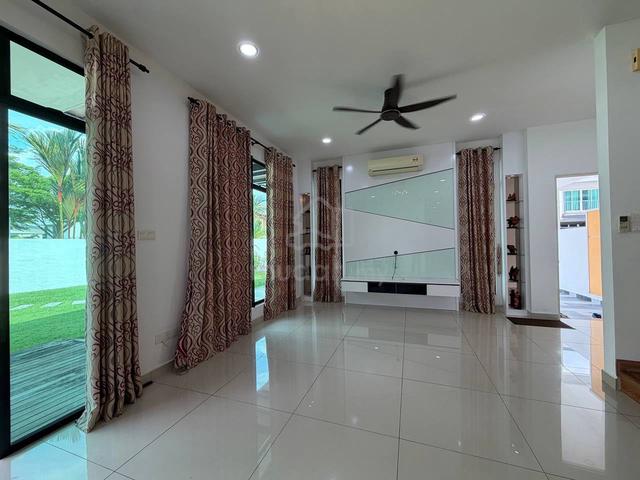Mount Austin Double Storey Cluster Corner House 4bed Renovated JB 1
