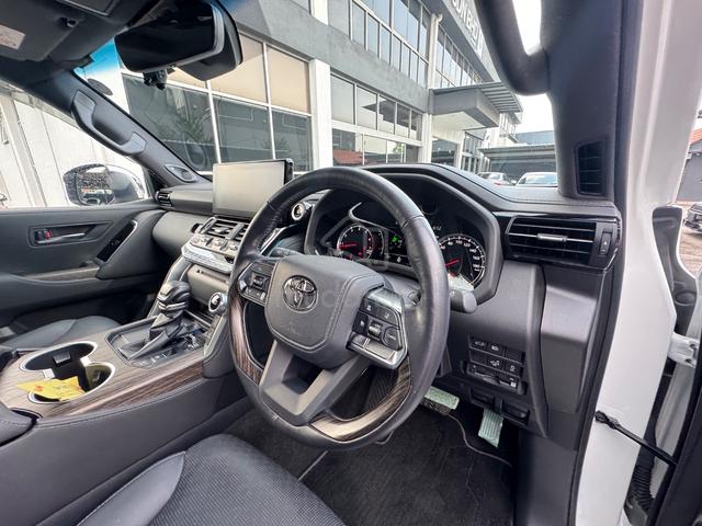 2022 Toyota LAND CRUISER 3.5 ZX LC300 - 5