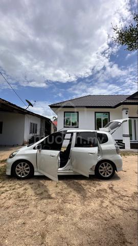 2004 Honda JAZZ 1.5 VTEC (A) - 3
