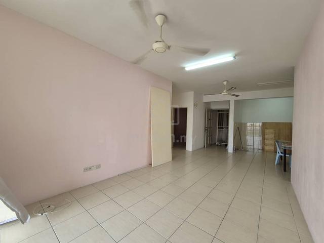 PV 10 Platinum Lake Condominium 1