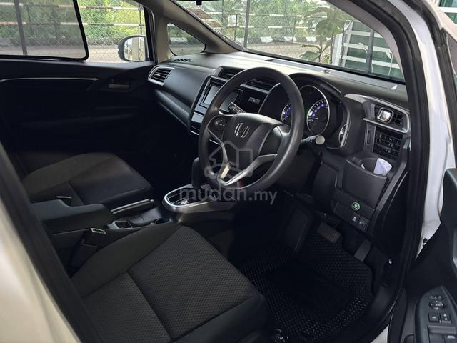 2021 Honda JAZZ 1.5 E MY14 GK FACELIFT (A) - 3