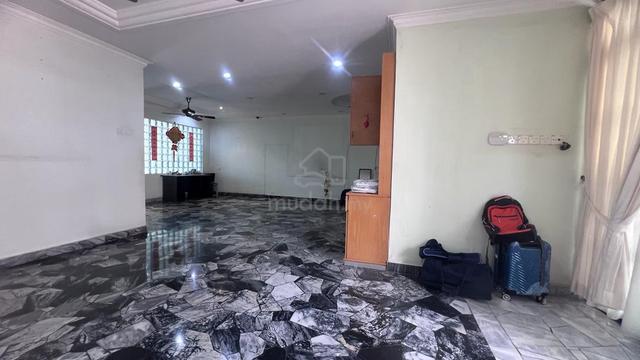 Semi Detached at Georgetown, Bukit Dumbar, Quiet area, good location 1