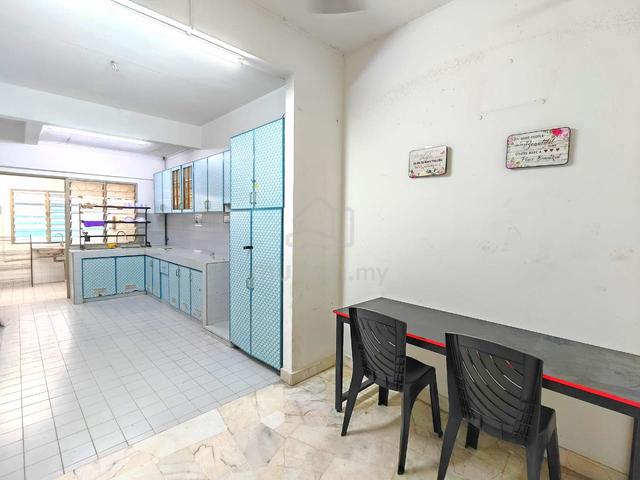Walk BRT PJS9 Sunway Female Master Room Near Pyramid, Geo, Pinnacle 4