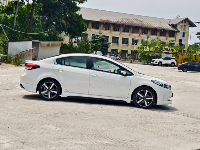 2017 Kia CERATO 1.6 K3 (A) Paddle Shift Full Loan - 5