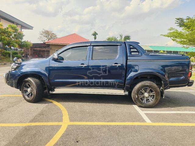 2013 Toyota HILUX 2.5 G VNT (A) - 2