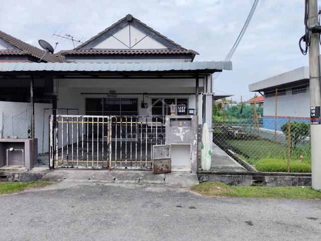 Taman Dato Hormat End Lot With Extra Land For Sale Taman Dato Hormat 1
