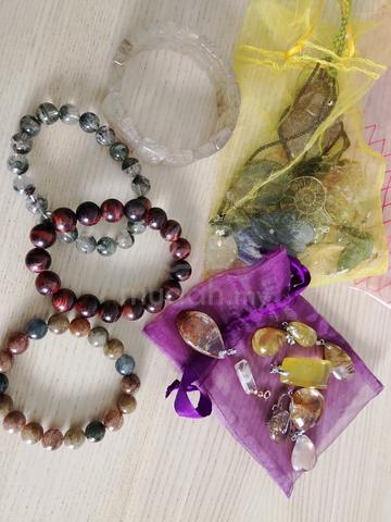 bracelets - photo 2 of 6