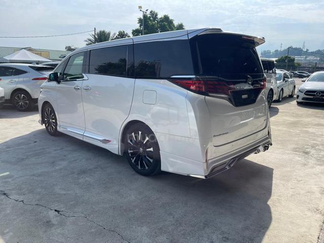 2025 Toyota ALPHARD 2.4 EXECUTIVE LOUNGE HYBRID - 4