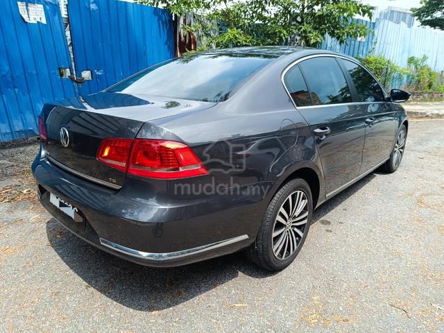 2015 Volkswagen PASSAT 1.8 TSI (A) - 5